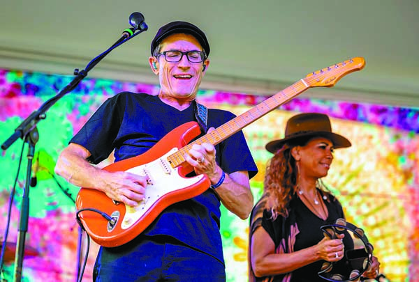 Stephen Inglis will evoke the spirits of the Grateful Dead, December 30 in Kihei